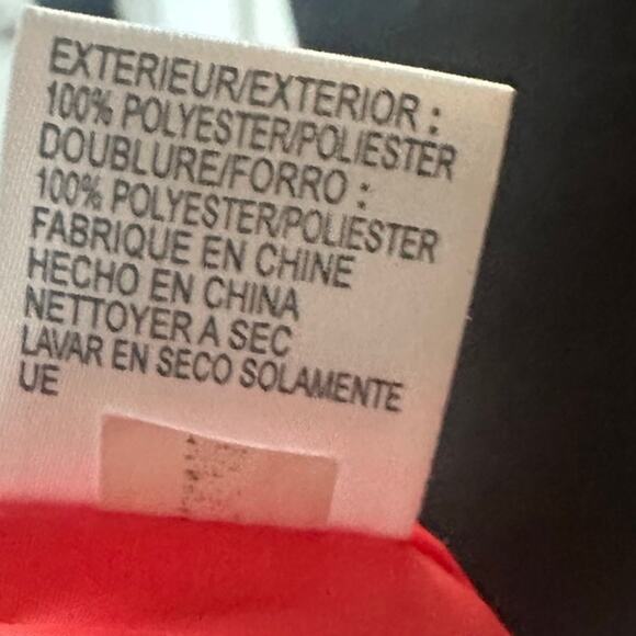 Tahari Red Knee-Length Sheath Dress – Classic Elegance, Minor Spots - Picture 10 of 10